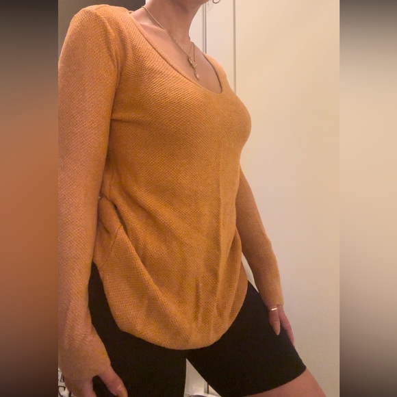 Cute Sweater Casual Fall Sweater • Small - Picture 1 of 3